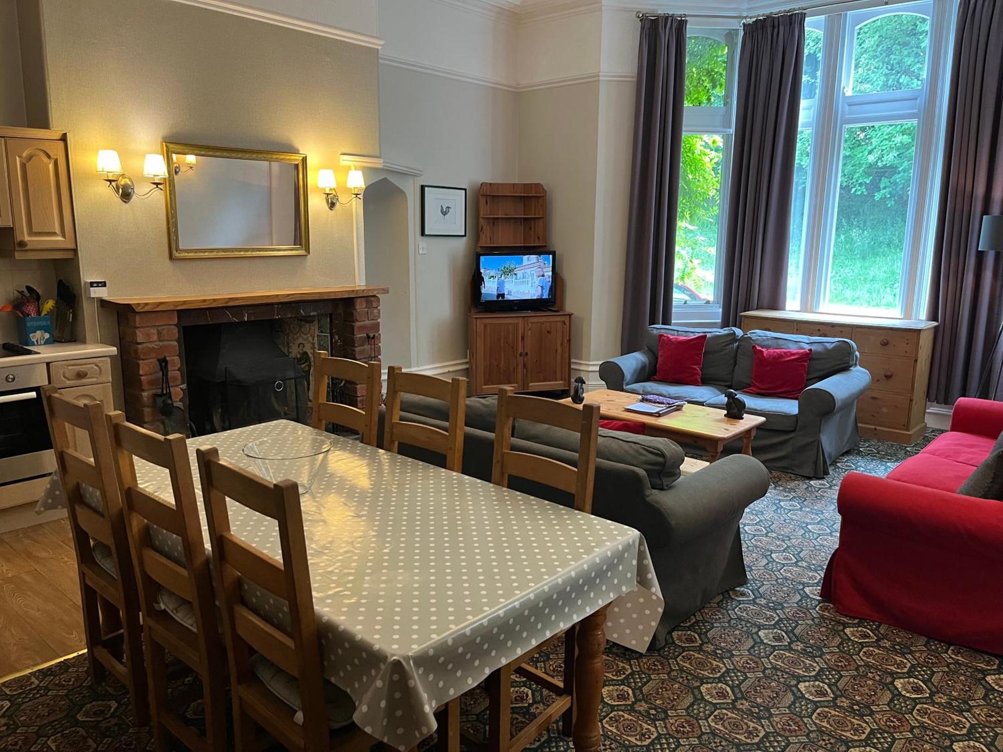 Hargate Hall Self Catering Apartment บักซ์ตัน ภายนอก รูปภาพ