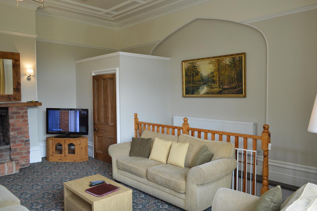 Hargate Hall Self Catering Apartment บักซ์ตัน ภายนอก รูปภาพ